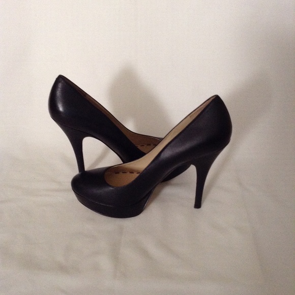Enzo Angiolini Black Leather Platform Pumps - Picture 1 of 8